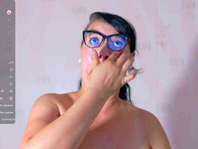 Hotlatinateacher webcam