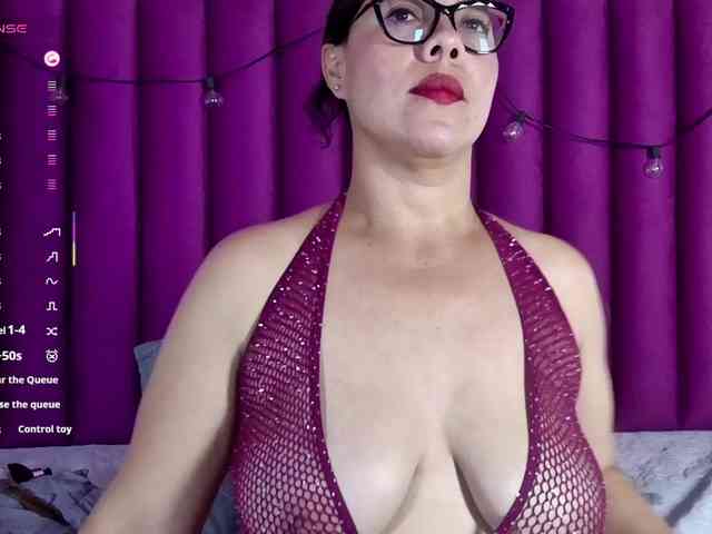 Hotlatinateacher webcam