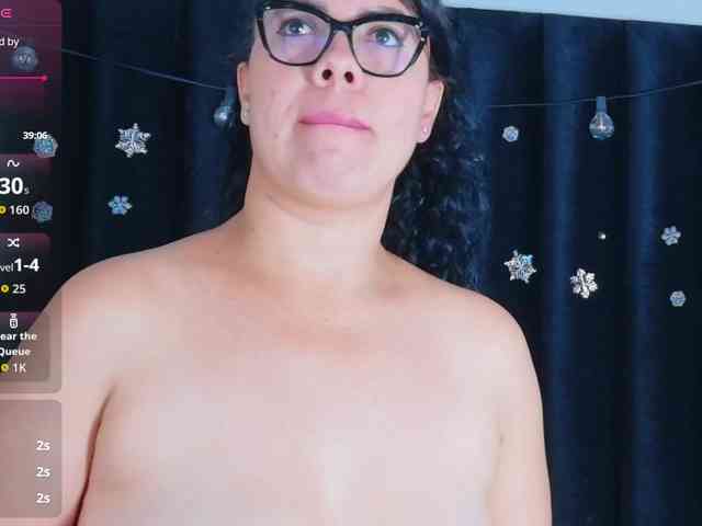 Hotlatinateacher webcam