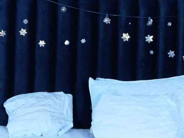 Hotlatinateacher webcam