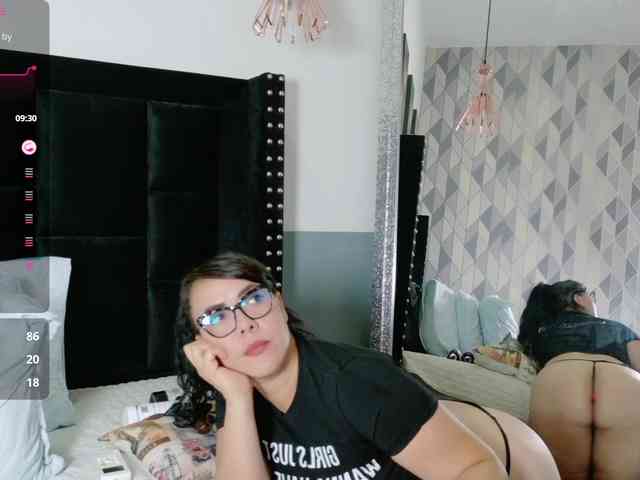 Hotlatinateacher webcam