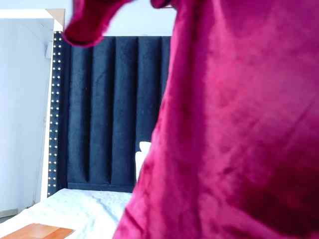 Hotlatinateacher webcam