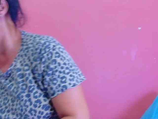 Hotlatinateacher webcam