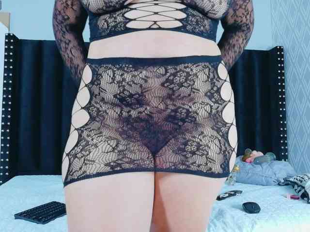 Hotlatinateacher webcam