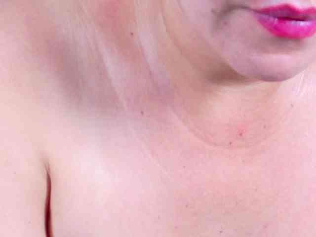 Hotlatinateacher webcam