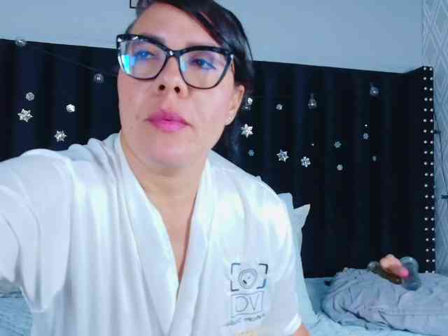 Hotlatinateacher webcam