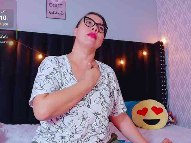 Hotlatinateacher webcam