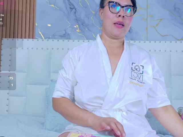 Hotlatinateacher webcam