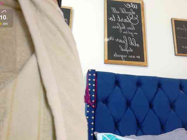 Hotlatinateacher webcam