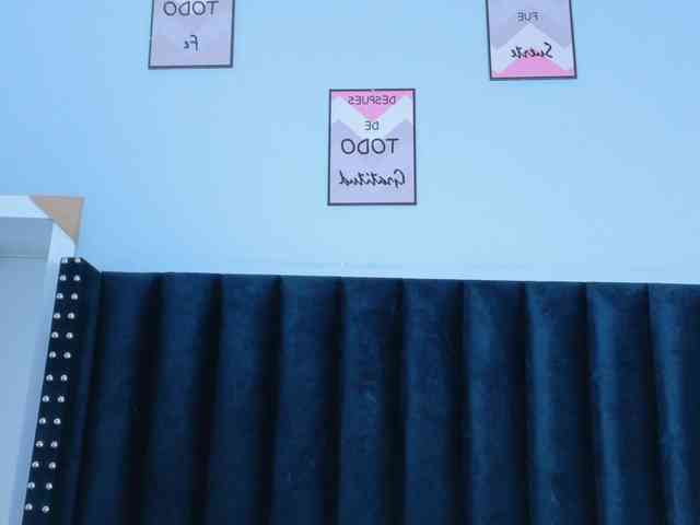 Hotlatinateacher webcam