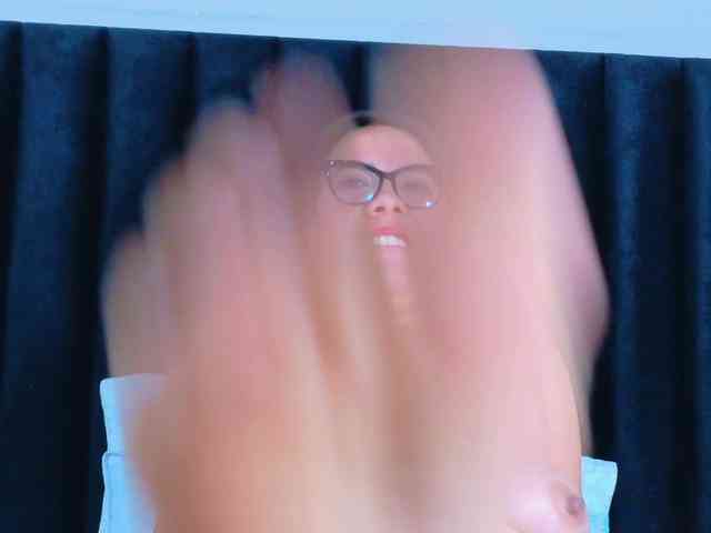 Hotlatinateacher webcam