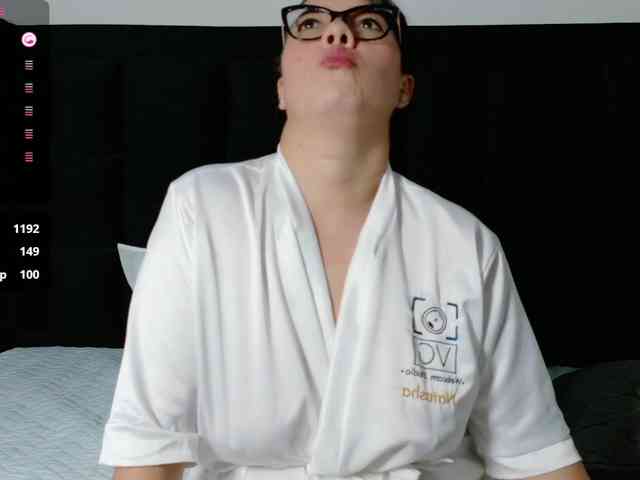 Hotlatinateacher webcam