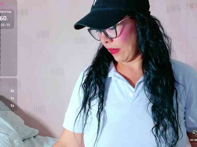 Hotlatinateacher webcam