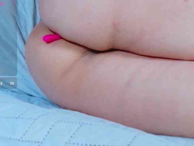 Hotlatinateacher webcam