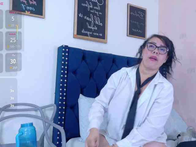Hotlatinateacher webcam