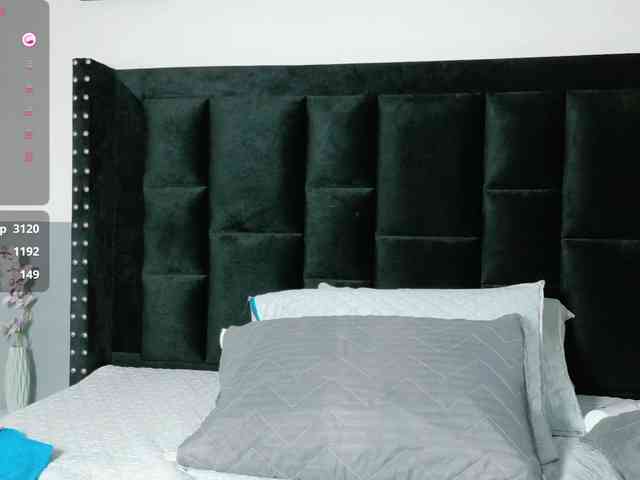 Hotlatinateacher webcam