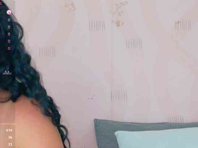 Hotlatinateacher webcam