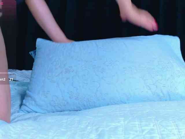 Hotlatinateacher webcam