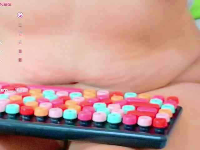 Hotlatinateacher webcam