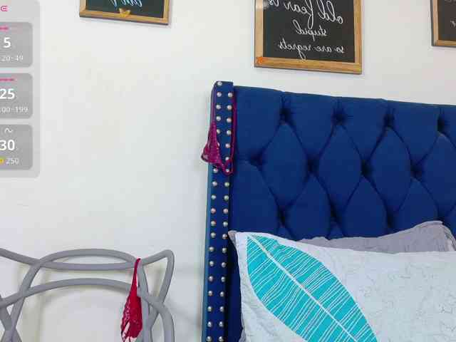 Hotlatinateacher webcam