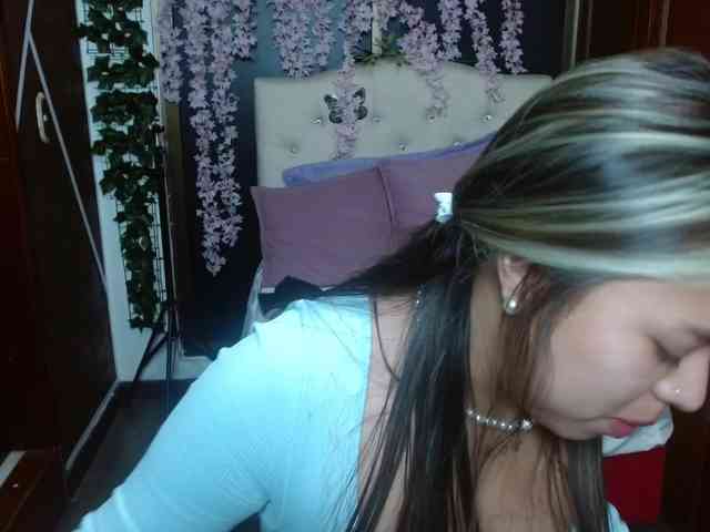 AntonellaRosss webcam