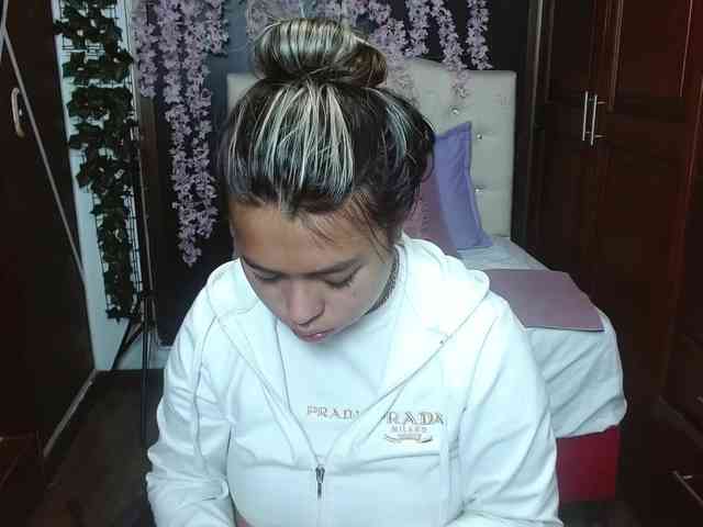 AntonellaRosss webcam