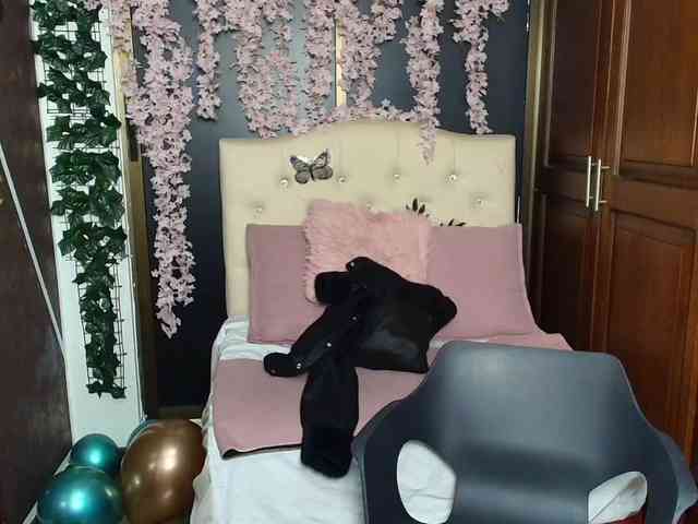 AntonellaRosss webcam
