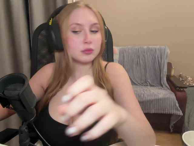funnykitty Live Webcam on BongaCams
