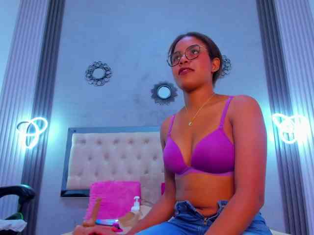 alexaandherson webcam