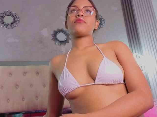 alexaandherson webcam