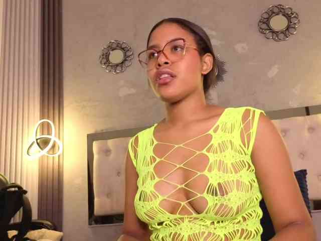 alexaandherson webcam