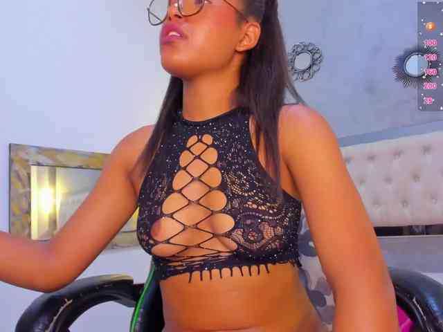 alexaandherson webcam