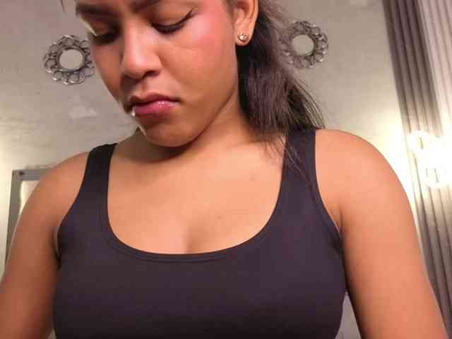 alexaandherson webcam