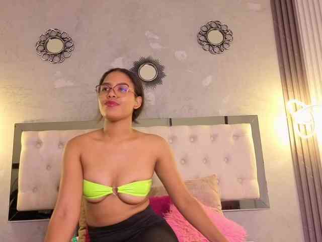 alexaandherson webcam