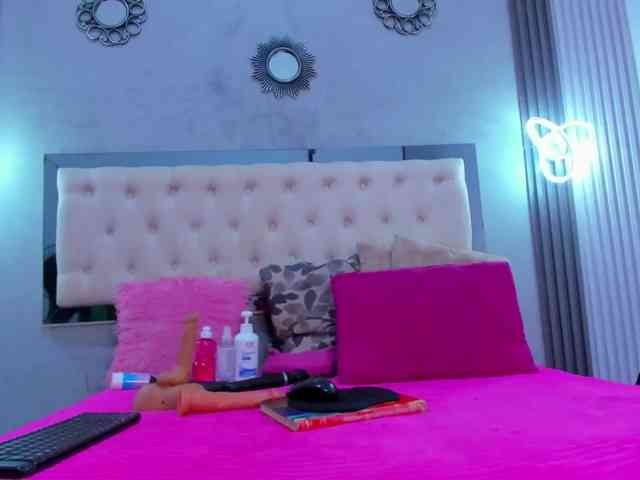 alexaandherson webcam
