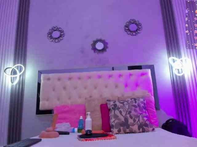 alexaandherson webcam