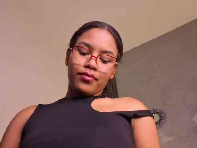 alexaandherson webcam