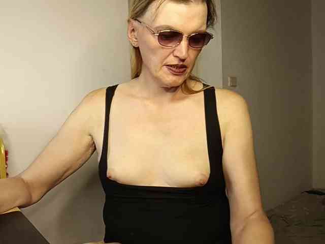 OlgaCorvo Live Webcam on BongaCams