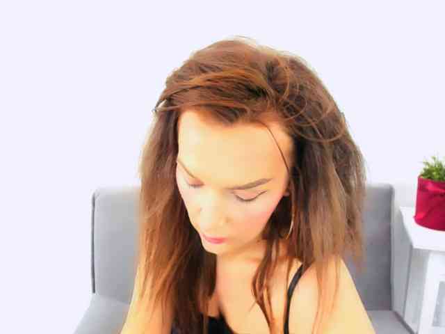 WildOlivia webcam