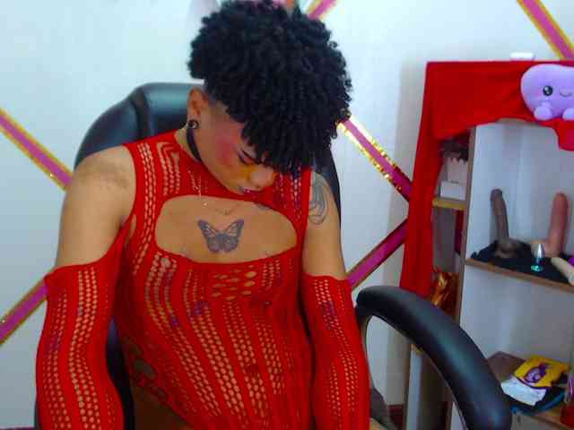 AronBakers Live Webcam on BongaCams