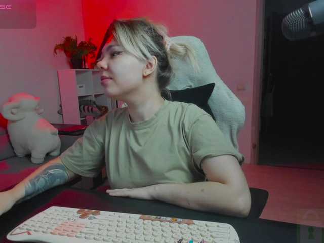 hotbabatopp's BongaCams show and profile