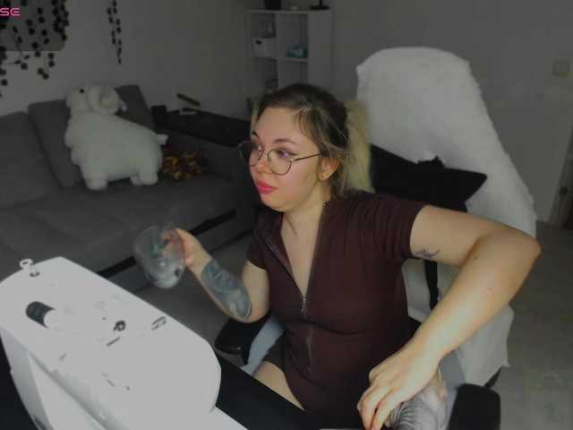 hotbabatopp's BongaCams show and profile