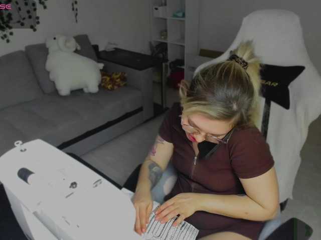hotbabatopp's BongaCams show and profile