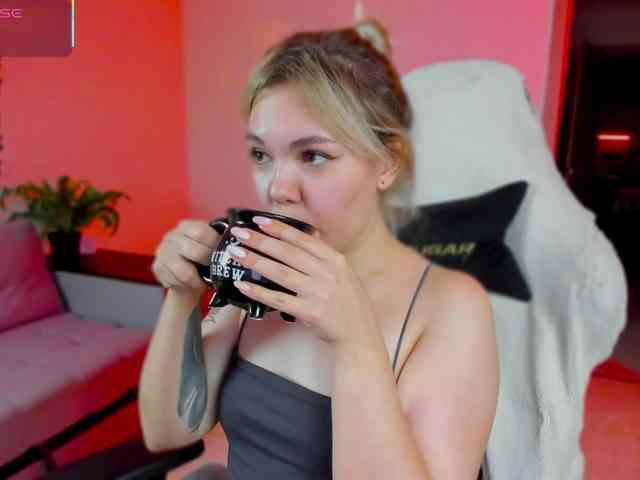 hotbabatopp Live Webcam on BongaCams