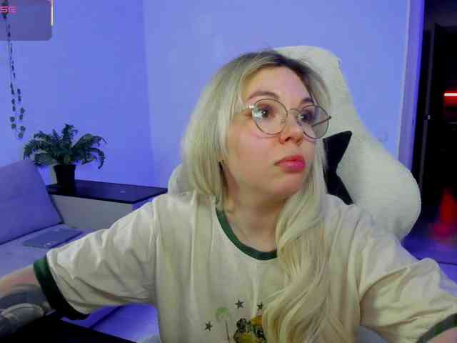 hotbabatopp Live Webcam on BongaCams