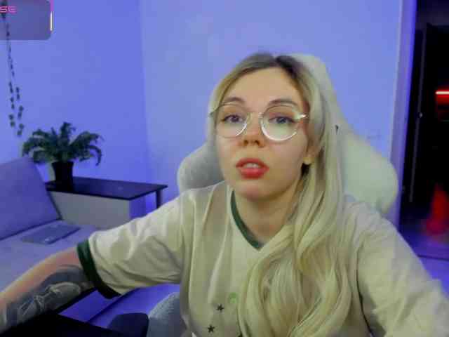 hotbabatopp Live Webcam on BongaCams