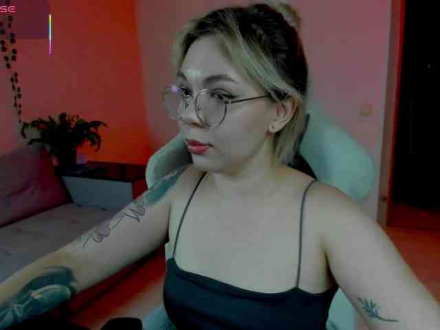 hotbabatopp Live Webcam on BongaCams