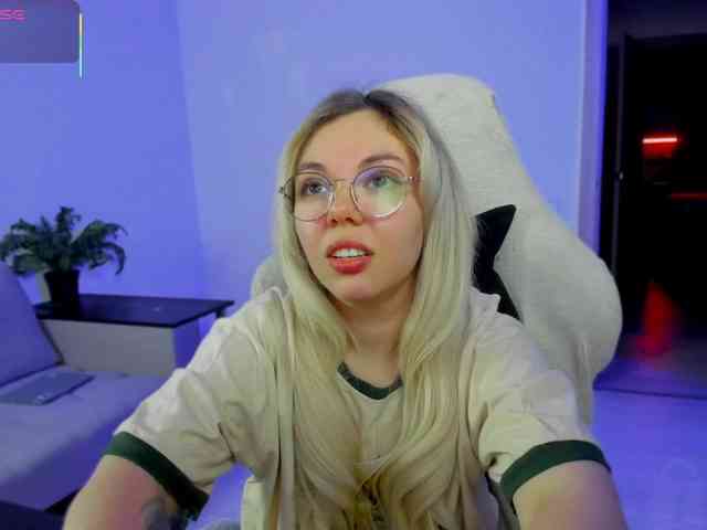 hotbabatopp Live Webcam on BongaCams