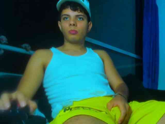 BoyAlesandro23 BoyAlesandro23