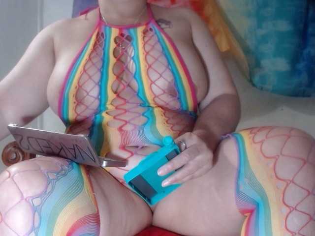 CameliaLong's BongaCams show and profile